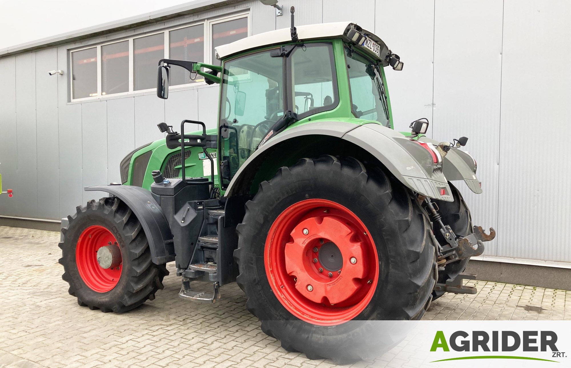 Fendt 826 Vario - 2. miniatűr