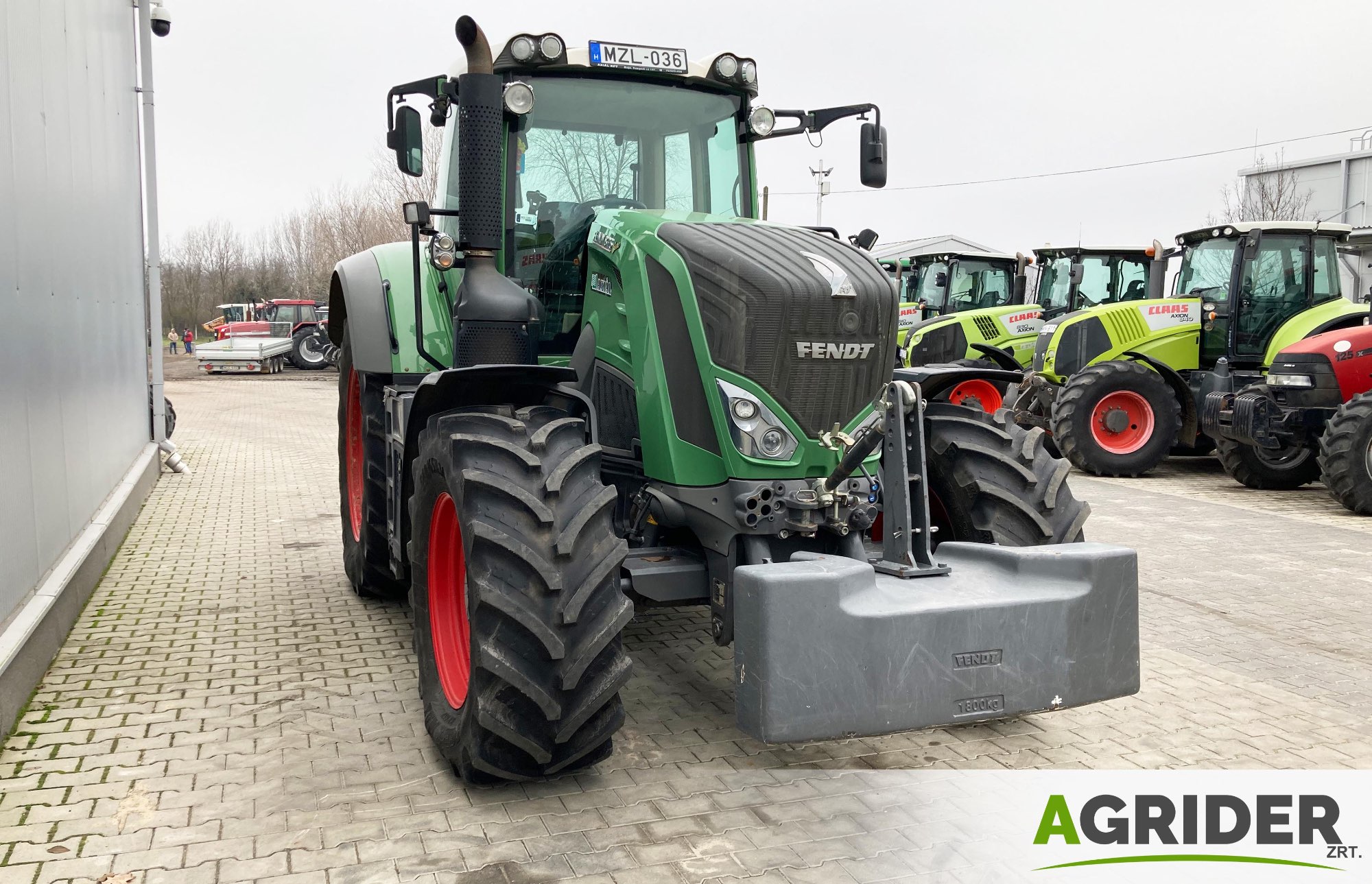 Fendt 826 Vario - 5. miniatűr